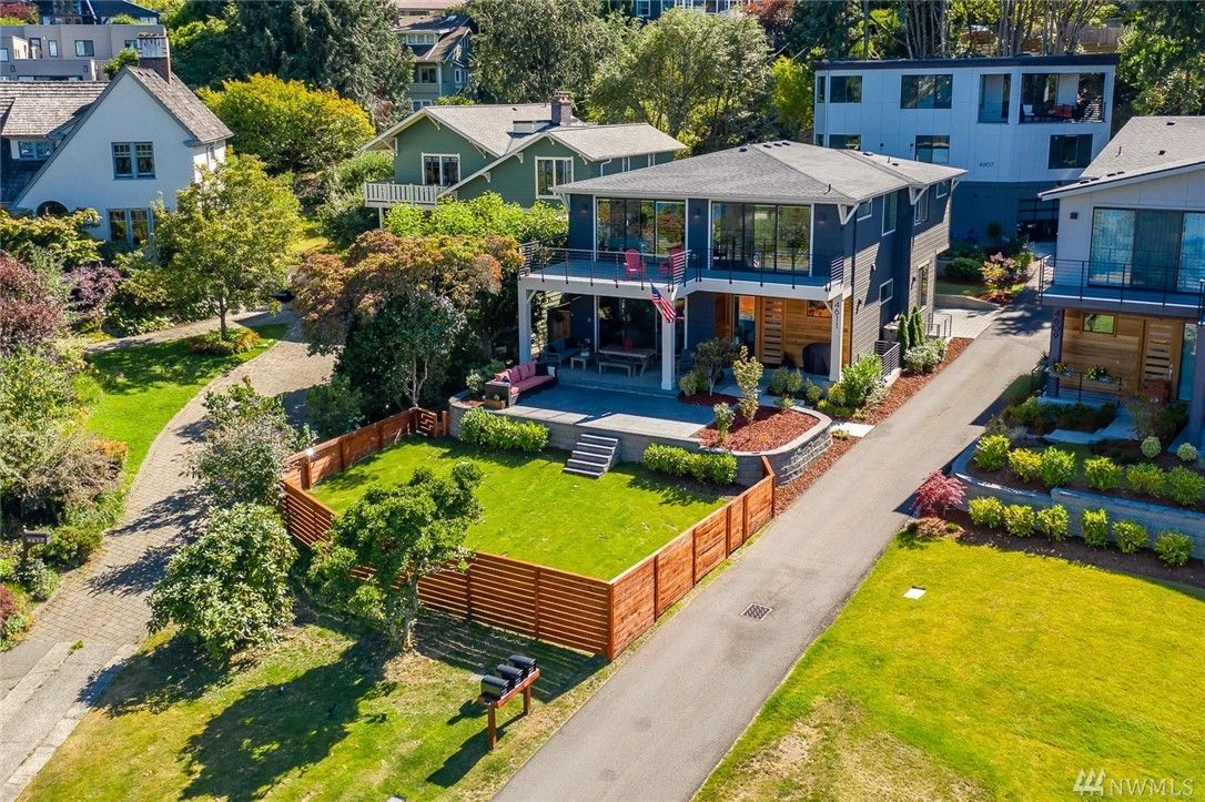 Listings Merna Elaggar